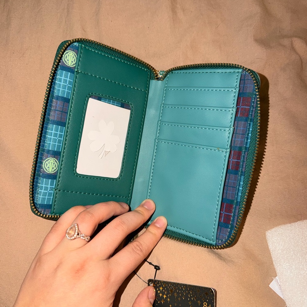Loungefly Disney Red-Haired Merida Gold-Trim Zip Wallet with Scenic Print - Picture 3 of 3